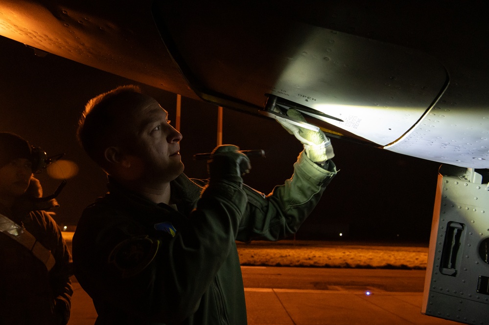 100th ARW KC-135s refuel 2 B-52s