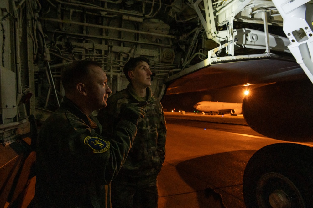 100th ARW KC-135s refuel 2 B-52s