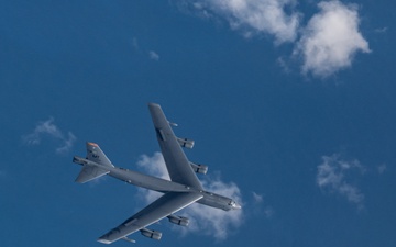 100th ARW KC-135s refuel 2 B-52s