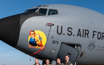 100th ARW KC-135s refuel 2 B-52s