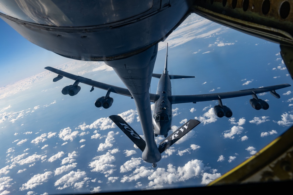 100th ARW KC-135s refuel 2 B-52s