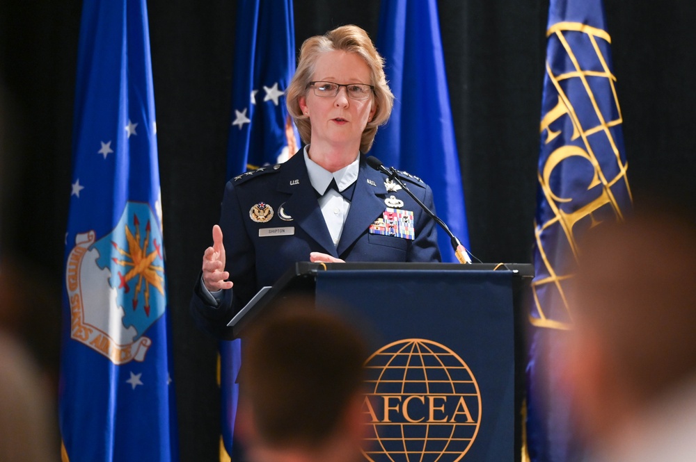 Shipton emphasizes mission readiness during annual “State of the Center”