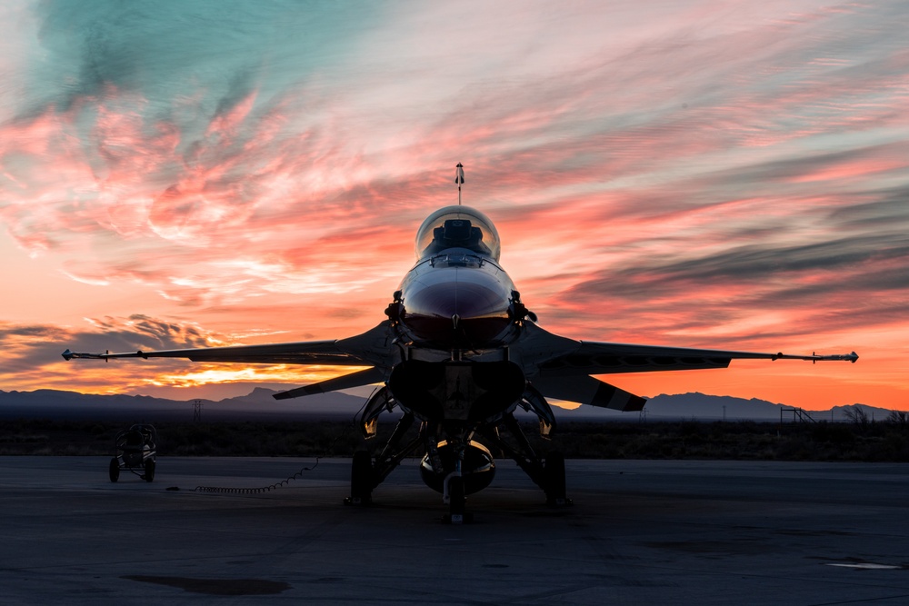 Thunderbirds Winter Training at Spaceport America