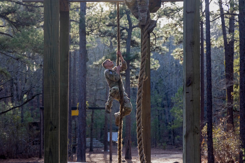 82nd ABN DIV BSC 2025: Obstacle Course