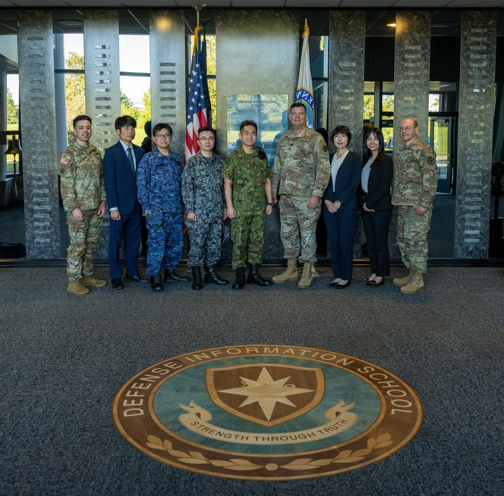 Maj. Gen Sakata Yuki Visits DMA HQ
