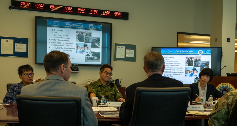 Maj. Gen Sakata Yuki Visits DMA HQ