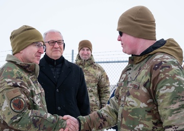 Vice Chief of Staff of the U.S. Air Force visits Minot AFB