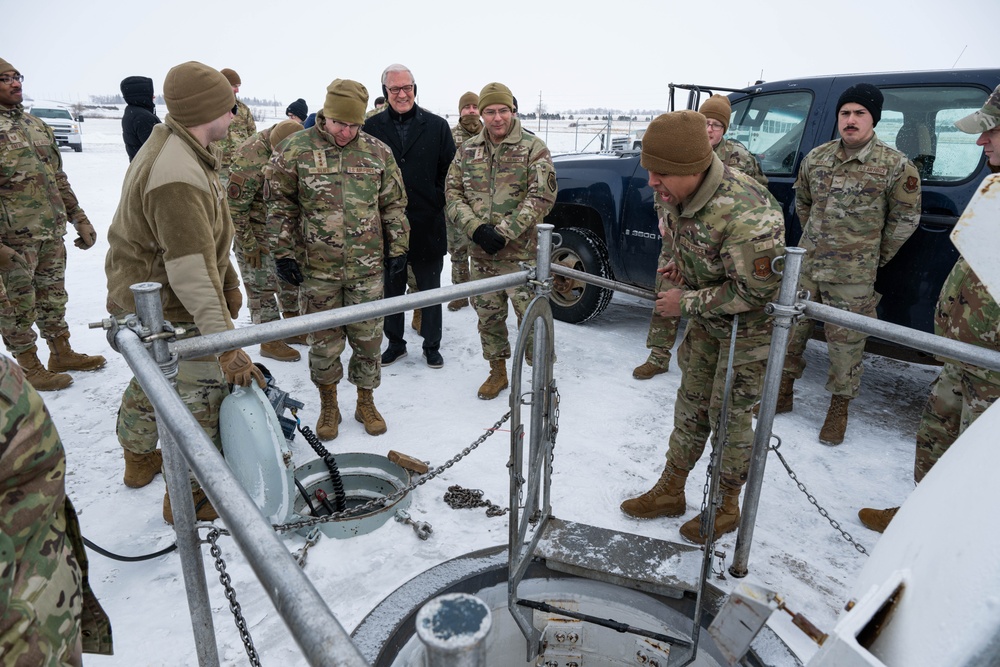 Vice Chief of Staff of the U.S. Air Force visits Minot AFB