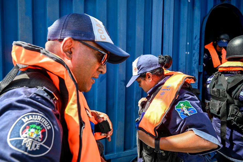 Cutlass Express 2025 - Mauritius VBSS Training