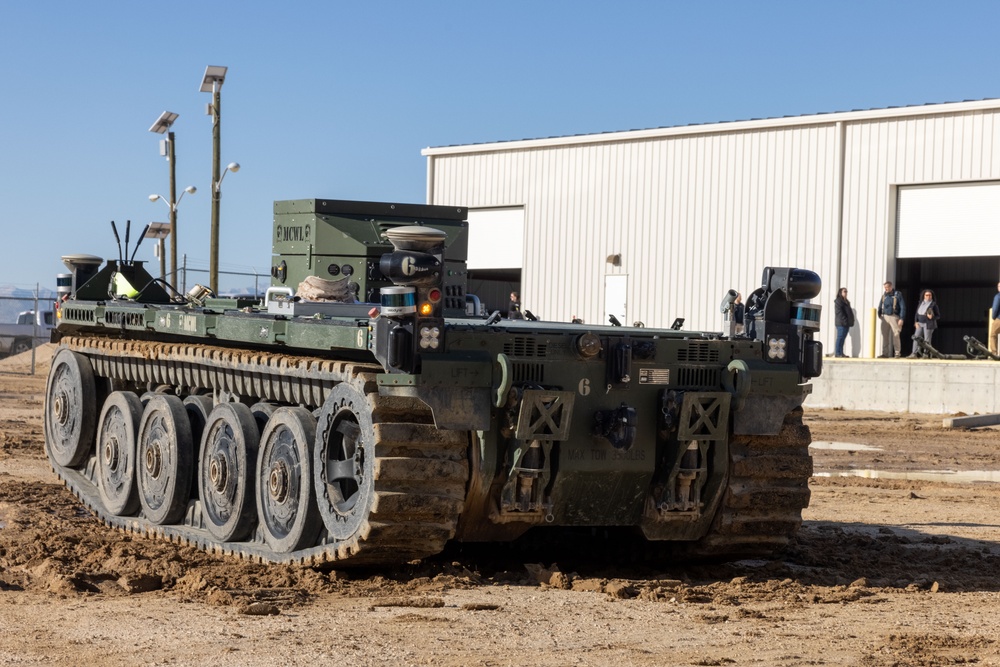 TTECG Marines demonstrate emerging technology to 4th Marine Division during AFX 1-25