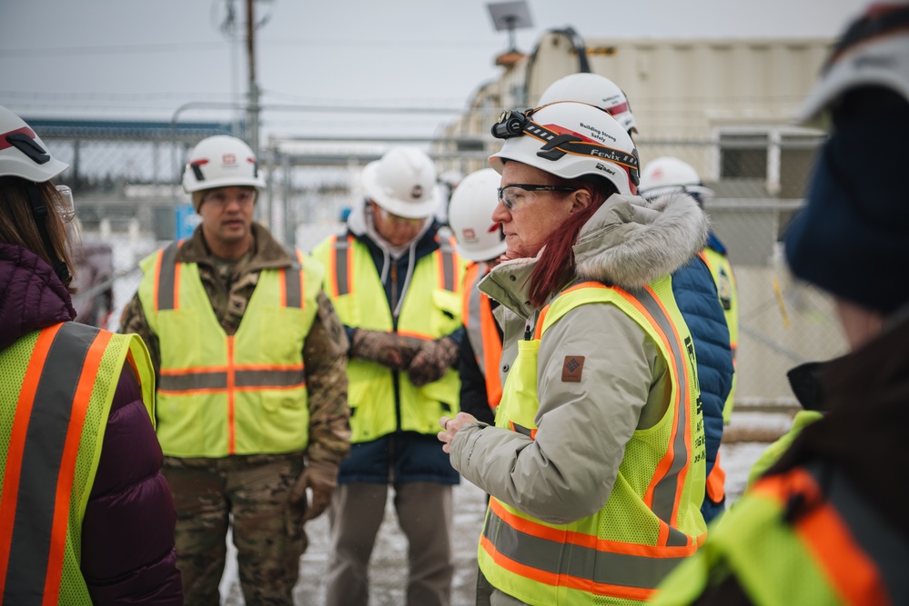 Baltimore District leadership visits site of former SM-1A nuclear power plant in Alaska