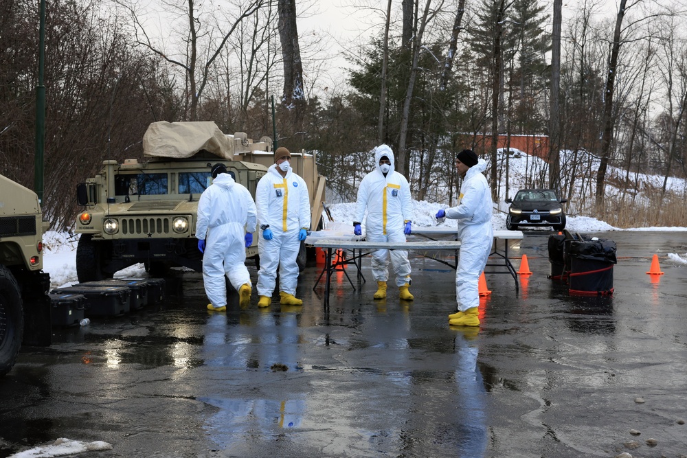 Units train for nuclear forensics missions during Exercise Prominent Hunt in New York