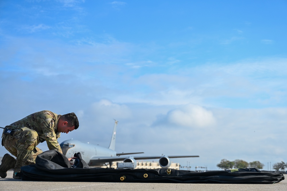 MacDill CDDAR train aircraft recovery