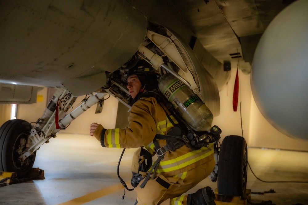 49th CES Airmen conduct F-16 familiarization training