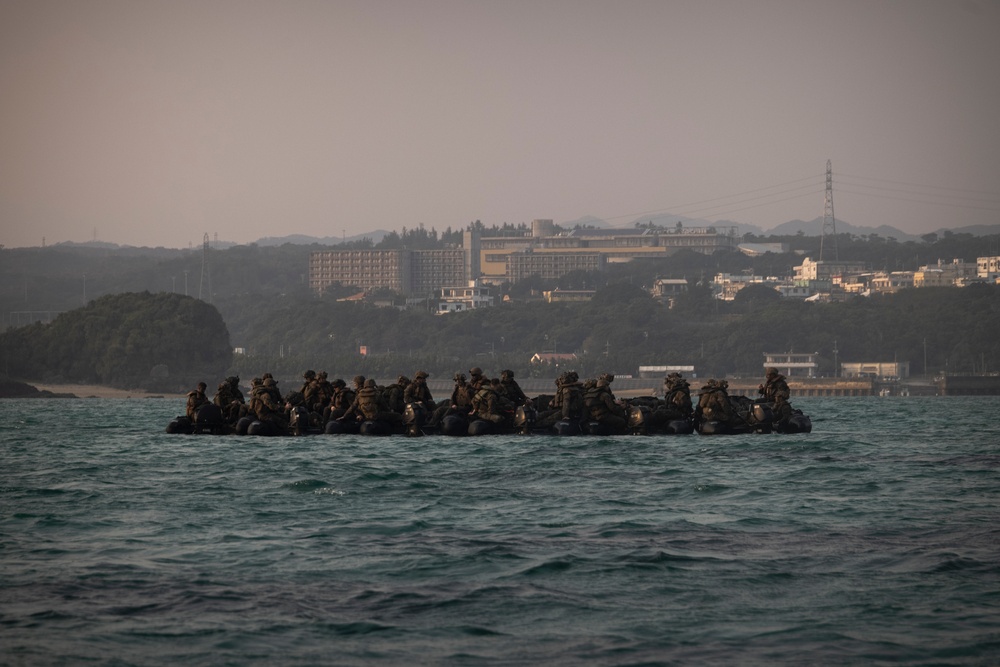 31st MEU | Night Boat Raid