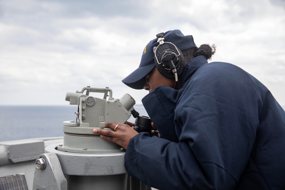 USS Rushmore (LSD 47) departs from Okinawa, Japan