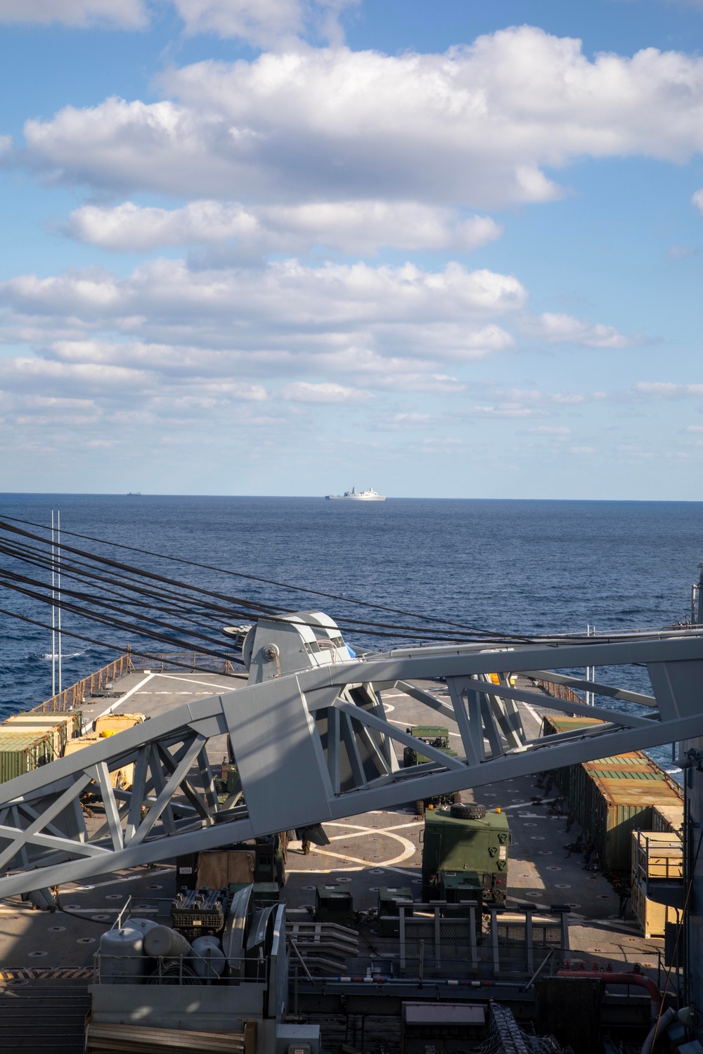 USS Rushmore, USS San Diego work together during LCAC operations