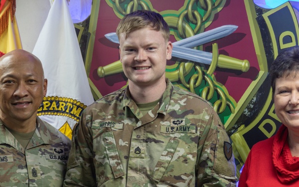 IMCOM-P Director's visit to Camp Casey