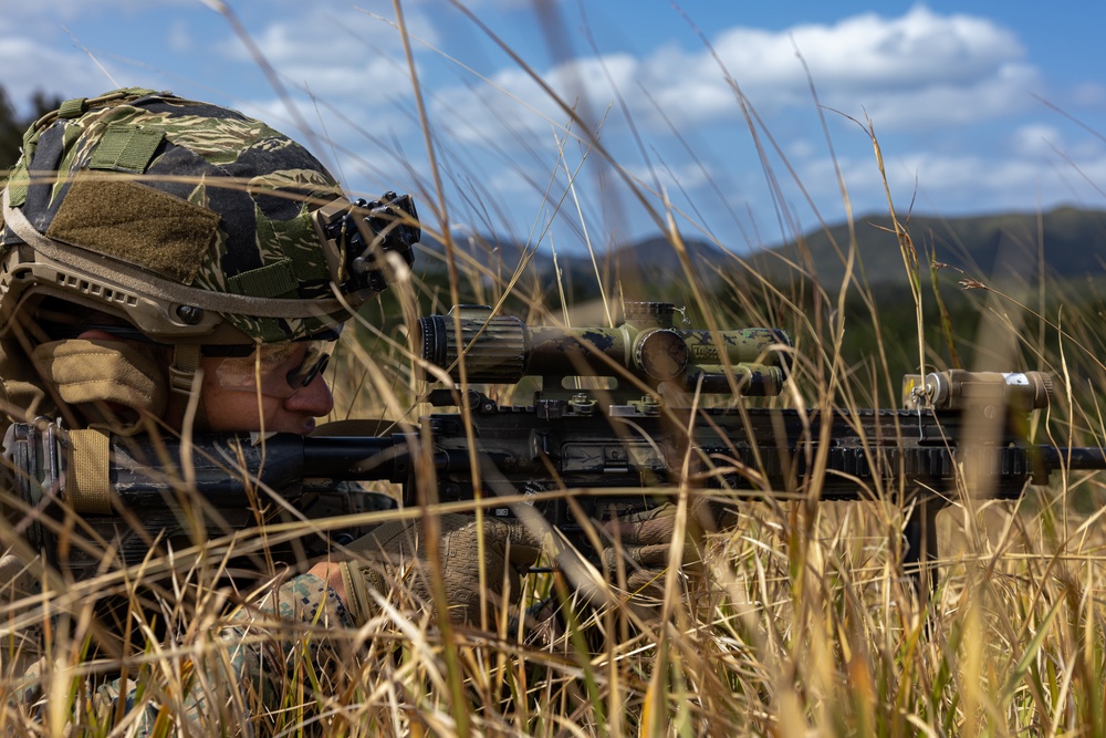 12th MLR Marines Execute a Fire and Movement Range