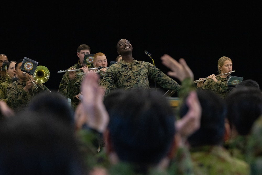 III MEF, JGSDF bands together for music festival