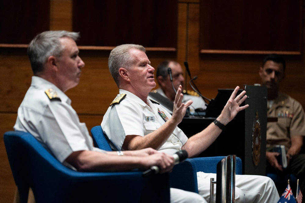 USINDOPACOM commander travels to Australia