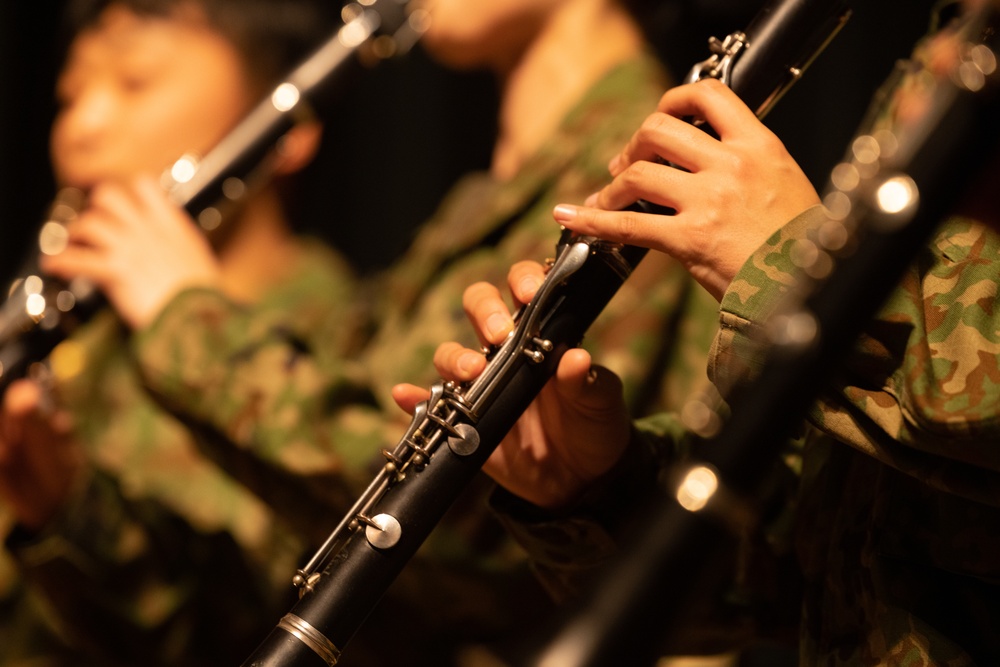 III MEF, JGSDF bands together for music festival