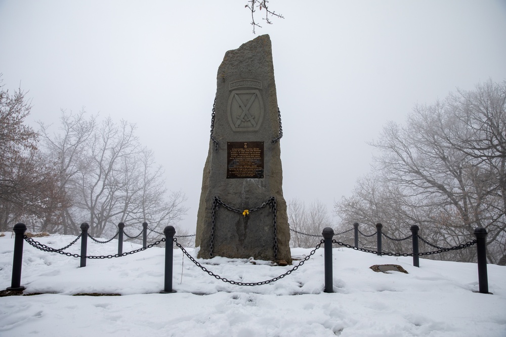 10th Mountain Division (LI) Soldiers Climb Mount Belvedere