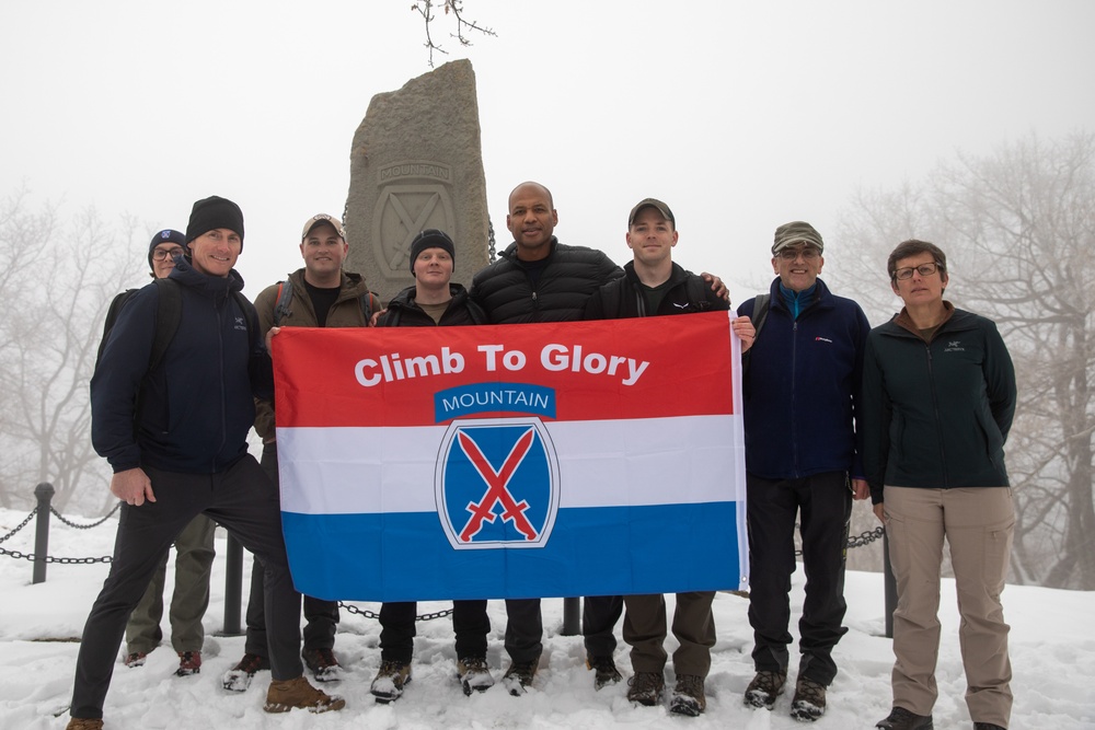 10th Mountain Division (LI) Soldiers Climb Mount Belvedere