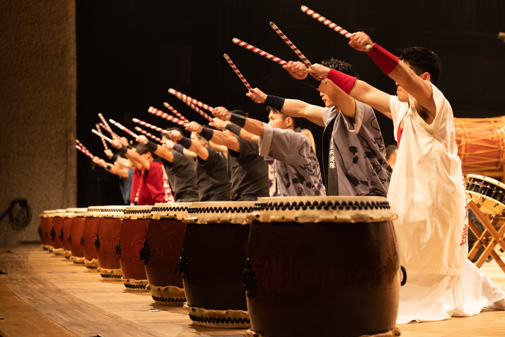 III MEF, JGSDF bands together for music festival