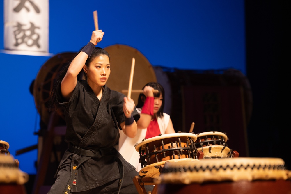 III MEF, JGSDF bands together for music festival