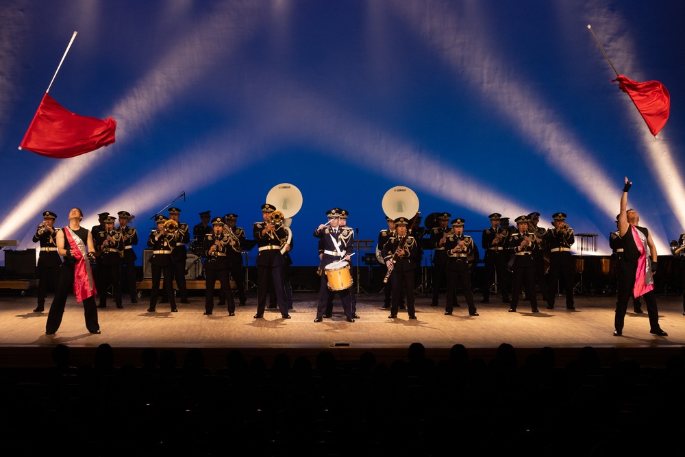 III MEF, JGSDF bands together for music festival