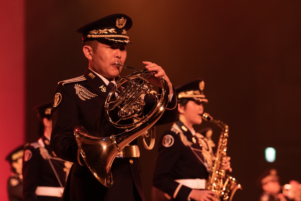 III MEF, JGSDF bands together for music festival