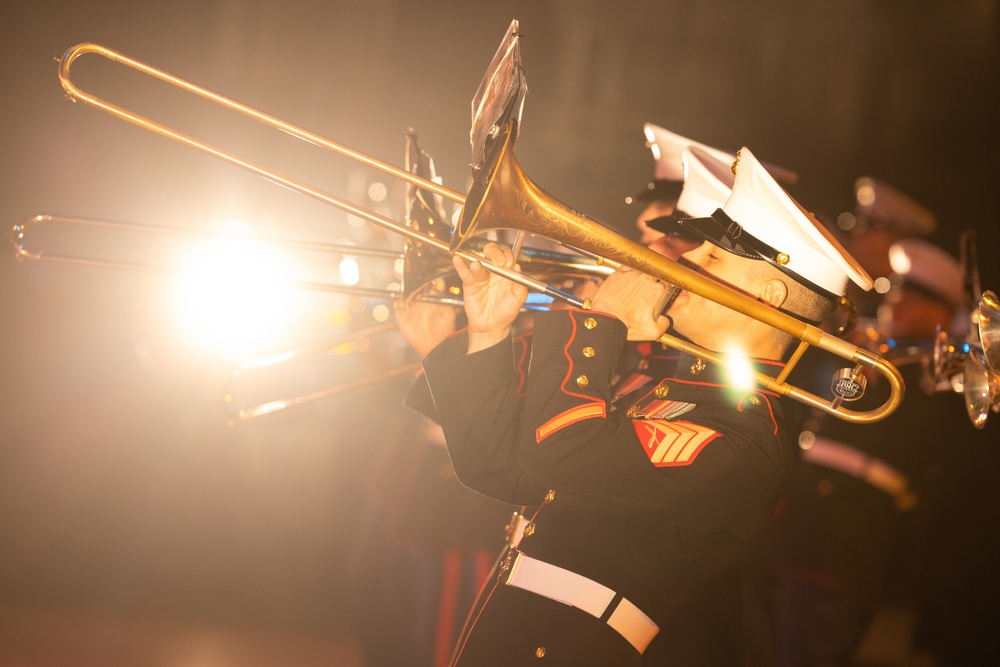 III MEF, JGSDF bands together for music festival