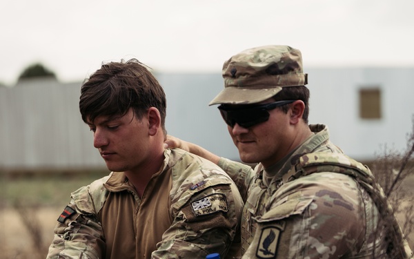 US, Kenya, British conduct prisoner of war training during Justified Accord