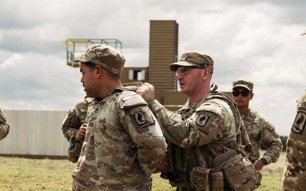 US, Kenya, British conduct prisoner of war training during Justified Accord