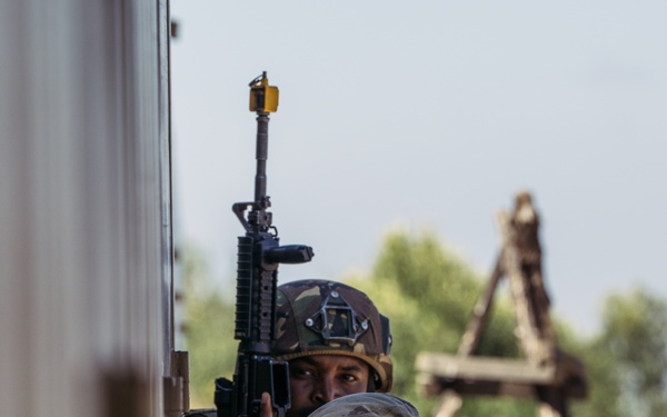 US, UK, Kenya conduct barricade drills during Justified Accord