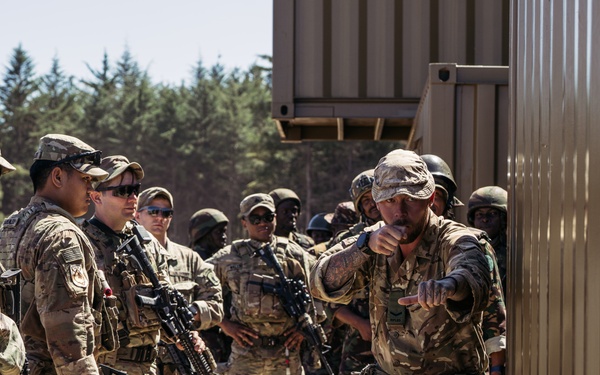 US, UK, Kenya conduct barricade drills during Justified Accord