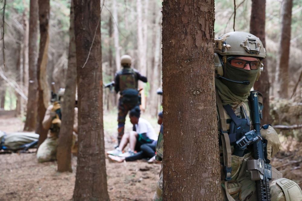 US, Kenya conduct simulated hostage rescue during Justified Accord