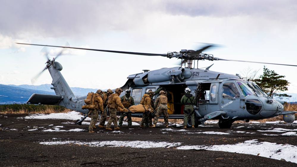 HSC-12 medevac training with 3rd Light Armored Reconnaissance Battalion