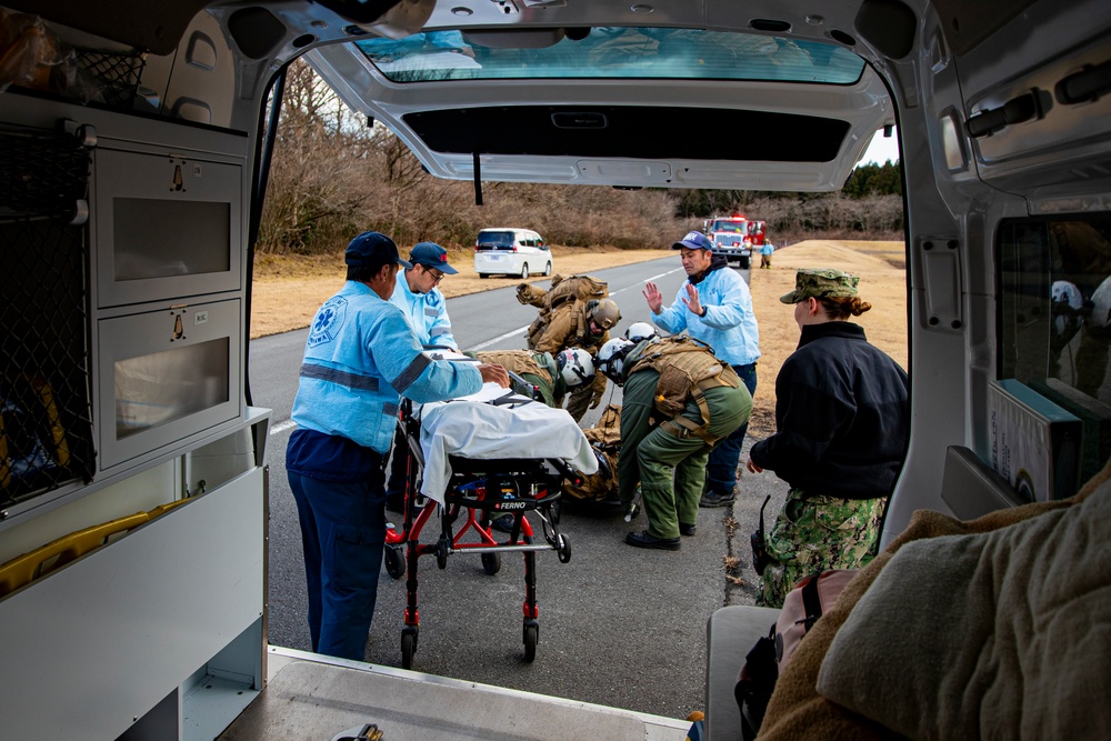 HSC-12 medevac training with 3rd Light Armored Reconnaissance Battalion