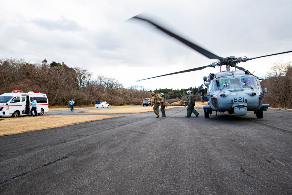 HSC-12 medevac training with 3rd Light Armored Reconnaissance Battalion