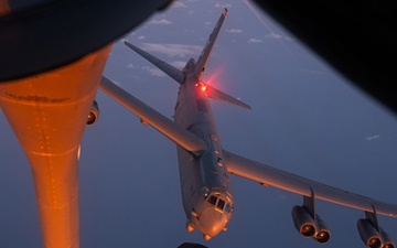 100th ARW refuels two B-52’s during BTF 25-2