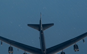 100th ARW refuels two B-52’s during BTF 25-2