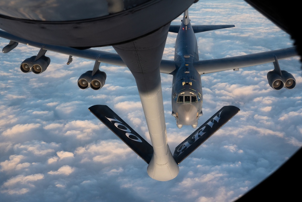 100th ARW refuels two B-52’s during BTF 25-2