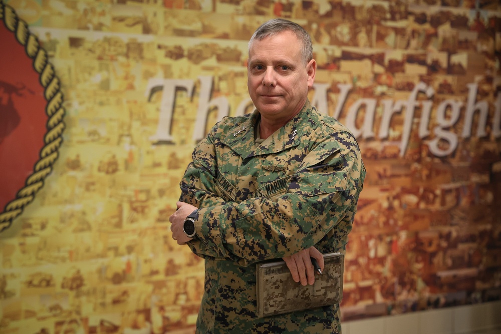 Marine Corps Logistics Command Hosts Lt. Gen. Stephen D. Sklenka