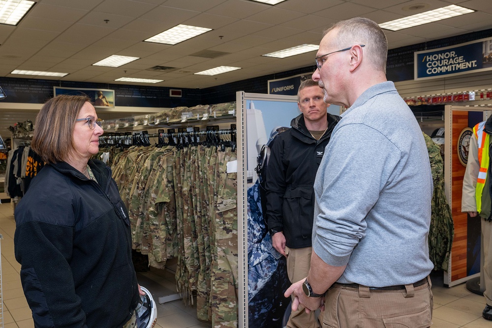 Chief of Naval Operations Visits Portsmouth Naval Shipyard