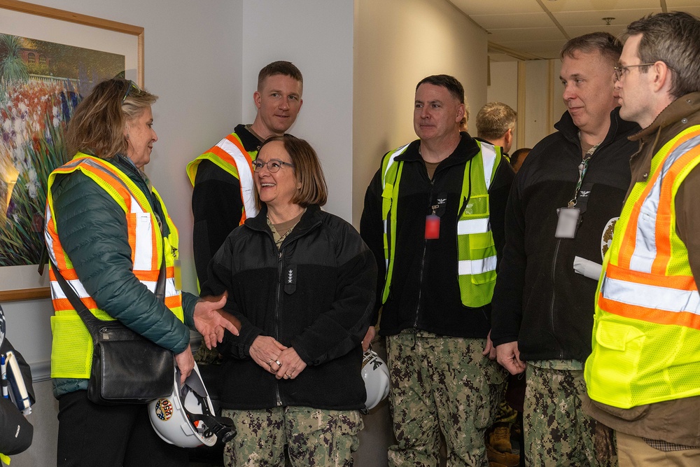 Chief of Naval Operations Visits Portsmouth Naval Shipyard