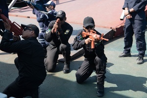 Intl organized crime course graduates from DOD Center