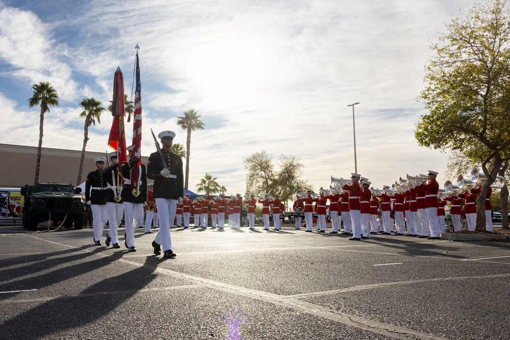 The Commandant’s Own and MWSS-371 support the annual Bull of the Desert Strongman Competition