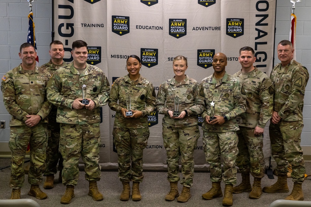 Alabama Guard recognizes outstanding recruiters